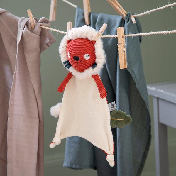 Actual product image Sebra Activity Cuddle Cloth, Lee the Lion