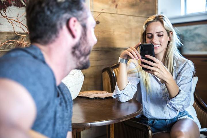 Actual product image Xdoria Coque Dash Noir Pour Iphone X/Xs (Apple iPhone X, Apple iPhone XS)