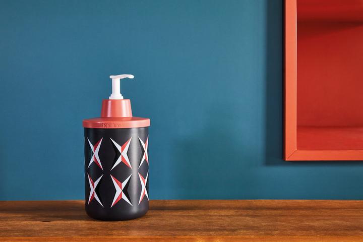 Actual product image Sterillium Protect & Care Mia