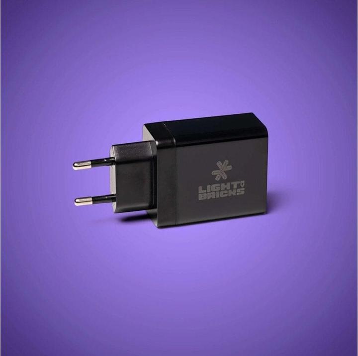 Actual product image Light my bricks LMB 2.0 USB power adapter - EU plug version