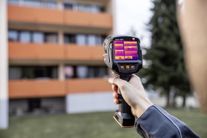 Actual product image Testo 883-2 Thermal imaging camera -30 to 650°C 27Hz WiFi, touchscreen