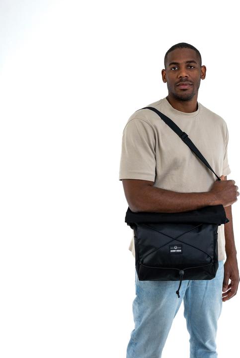Produktbild Johnny Urban Travel Series Schultertasche Dylan