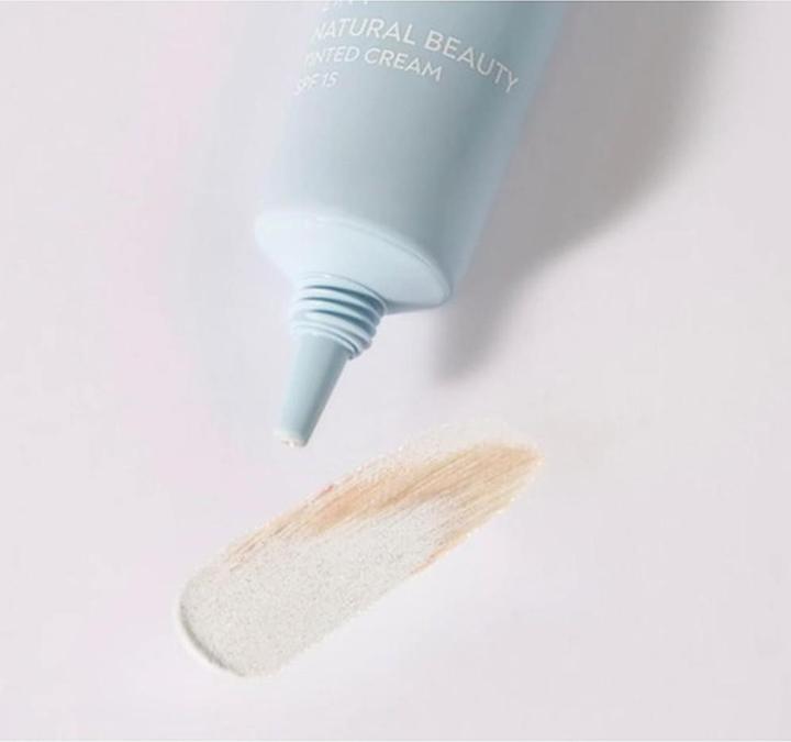 Immagine prodotto Blondesister BLONDSISTER Crema colorata di bellezza naturale 2 in 1 Luce 01 Crema colorata SPF15 30ml (01 Crema colorata)