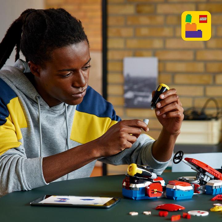 Actual product image LEGO Mario & Standard-Kart (72037, LEGO Super Mario, LEGO Rare Sets)