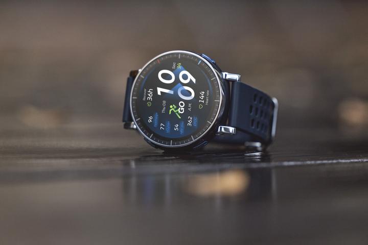 Actual product image Amazfit Active 3 Premium Atlas Blue, W2558GL2N (45 mm)