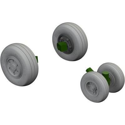 Eduard EA-18G wheels