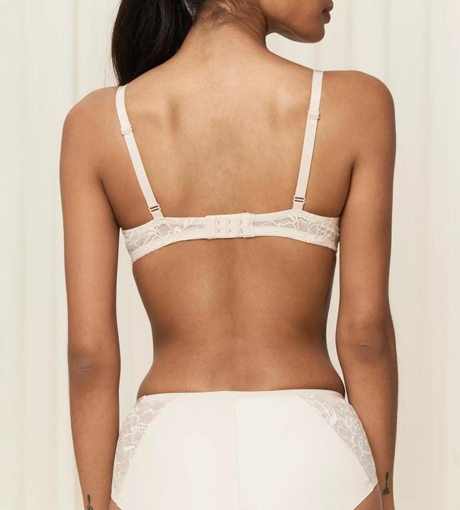 Image du produit Triumph Amourette Charm WHP01 (95 C)