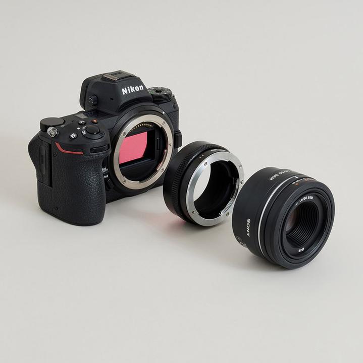 Produktbild Urth Lens Mount Adapter: Compatible with Sony A (Minolta AF) Lens to Nikon Z Camera Body