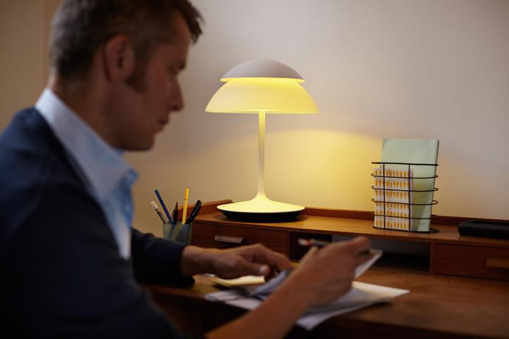 Produktbild Philips Hue Beyond Basis (600 lm)