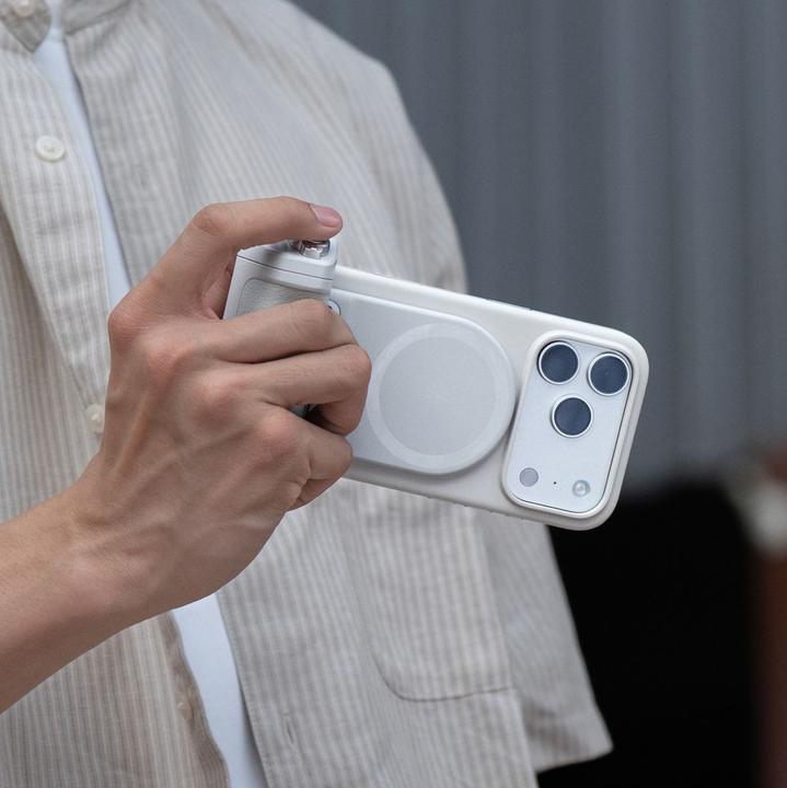 Actual product image Pgytech MagCam 2 Phone Grip (Misty Gray)