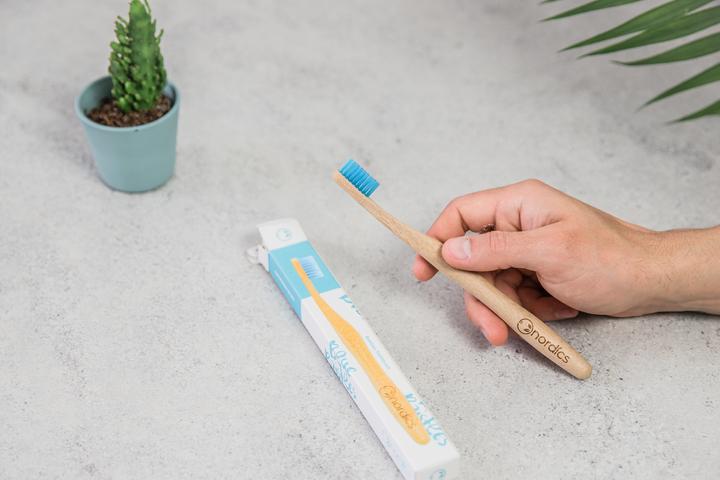 Actual product image Nordics Carbon bamboo toothbrush soft medium (Medium, 1 x)