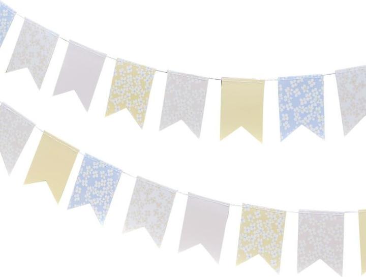 Actual product image Ginger Ray Spring pennant chain