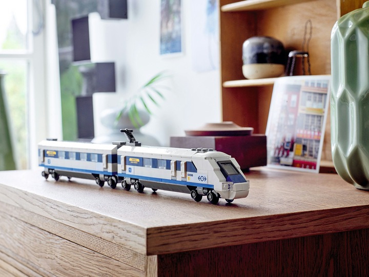 Image du produit LEGO Creator - Train à grande vitesse (40518, LEGO Creator 3-in-1)