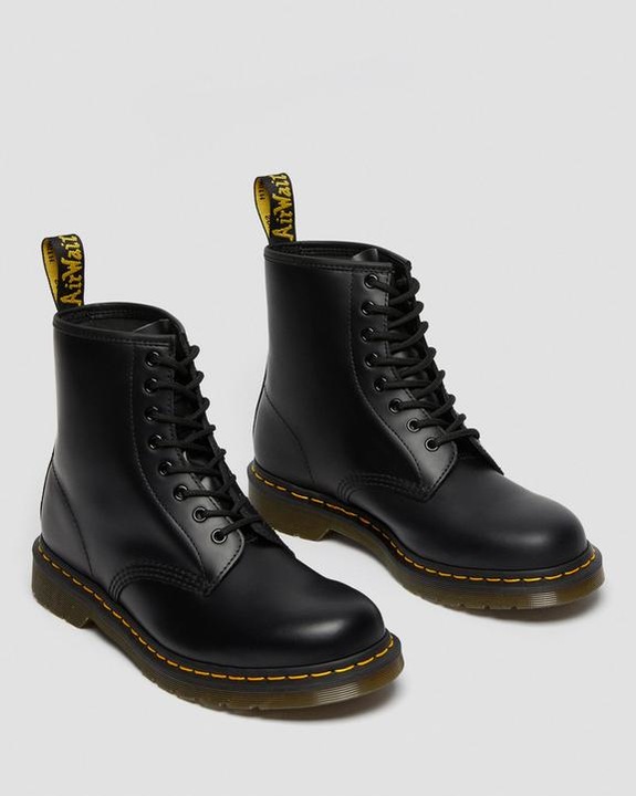 Actual product image Dr. Martens 1460 Smooth (43)
