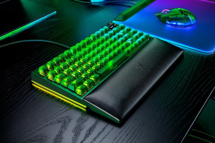Produktbild Razer Blackwidow V4 75% Phantom Green (US, Kabelgebunden)