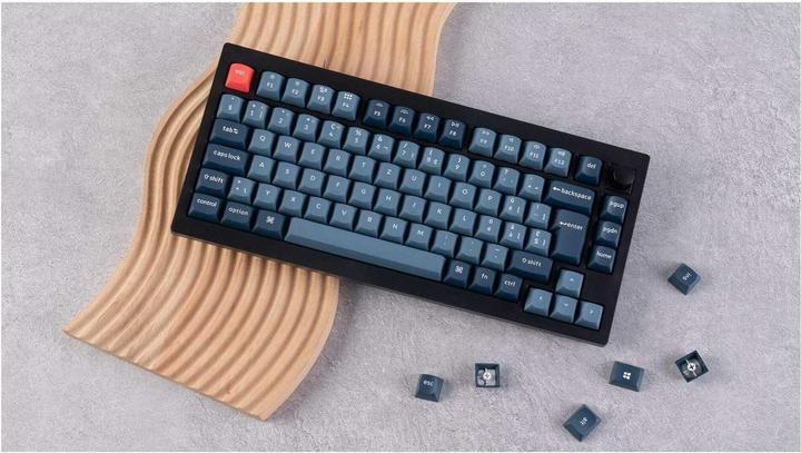 Actual product image Keychron Gaming-Tastatur V1 Max Black Red Switch (CH, Cable, Wireless)