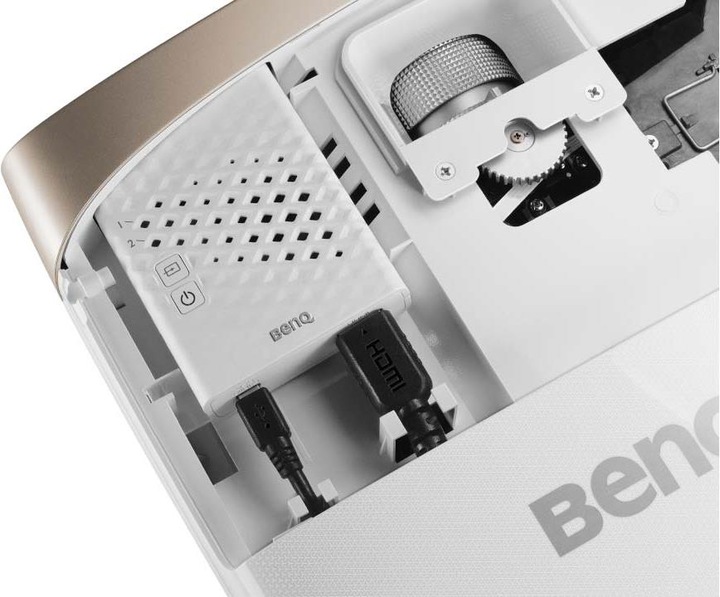 Produktbild BenQ W2000w (Full HD, 2000 lm, 1.15 - 1.5:1)
