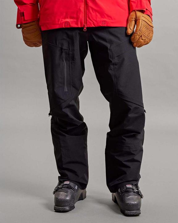 Produktbild The Mountain Studio GORE-TEX Pro 3L