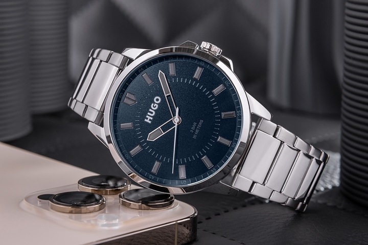 Produktbild Hugo Boss Hugo First Herrenuhr 1530186 + BOX
