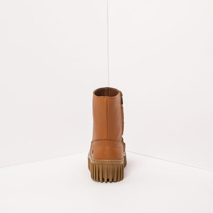 Actual product image Art Brighton Platform Boots with Softlight Comfort Sole (42)
