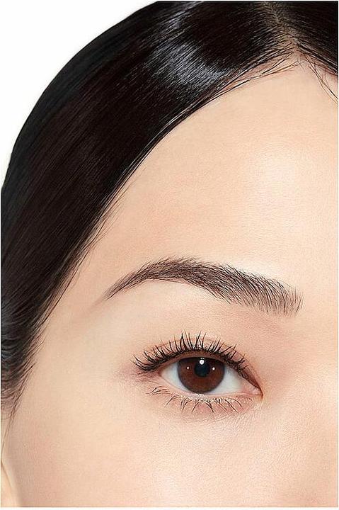 Actual product image Chanel Inimitable (10 Noir Black)