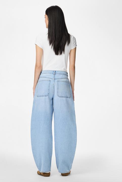 Produktbild Pieces PCRATE MW Barrel Fit Jeans (32)