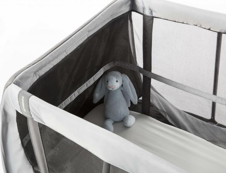 Actual product image AeroMoov instant travel bed (60 x 120 cm)