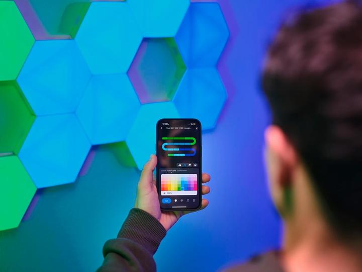 Produktbild Trust Gxt902 Vybz RGB Hexagon Light (Mehrfarbig, RGB)