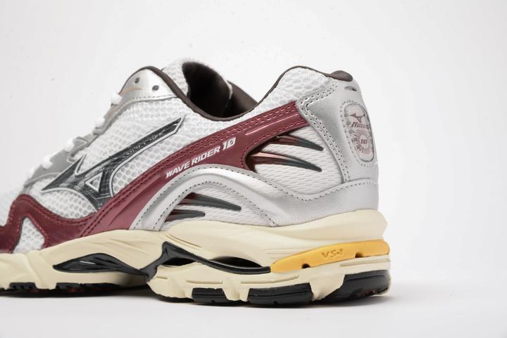 Produktbild Mizuno WAVE RIDER 10 (38.5)