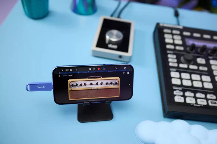Produktbild SANDISK Phone Drive USB-C Maritime Blue 1TB (1000 GB, USB-C)