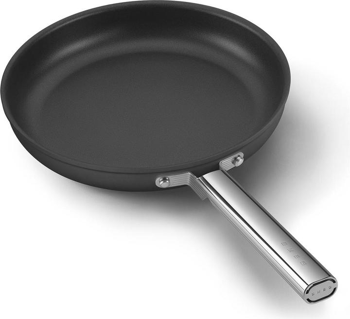 Actual product image Smeg CKFF3001BLM Frying pan Ø 30 cm, black (Frying pan, Aluminium, Stainless steel, 30 x 8.90 cm)