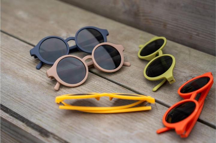 Immagine prodotto Filibabba Occhiali da sole in plastica riciclata per bambini 4-7 anni - Stucco