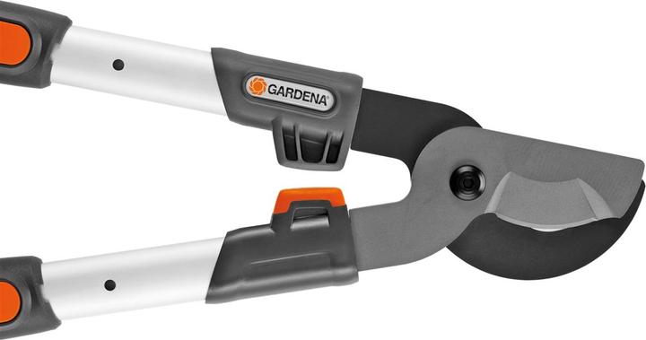 Produktbild Gardena Comfort Teleskop-Astschere 650 BT