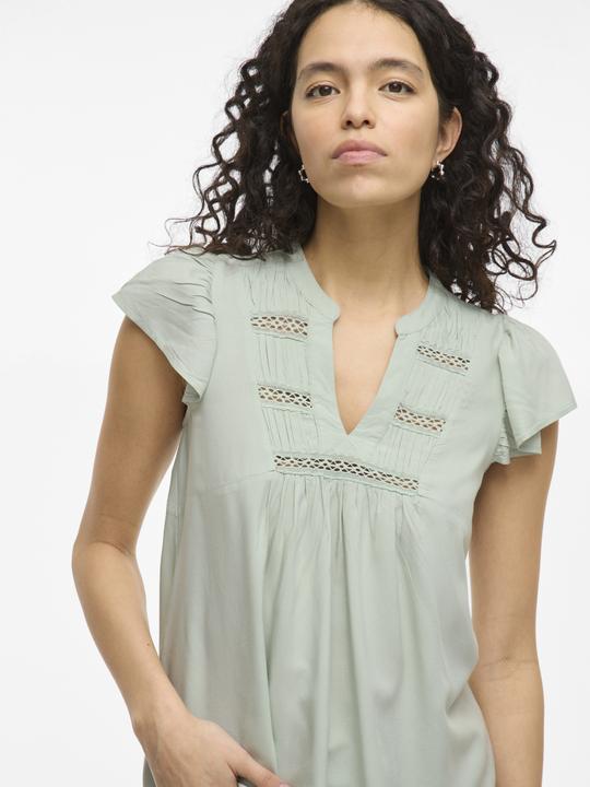 Actual product image Vila VIVISIA V-Ausschnitt Oberteil mit angeschnittenen Ärmeln (40)