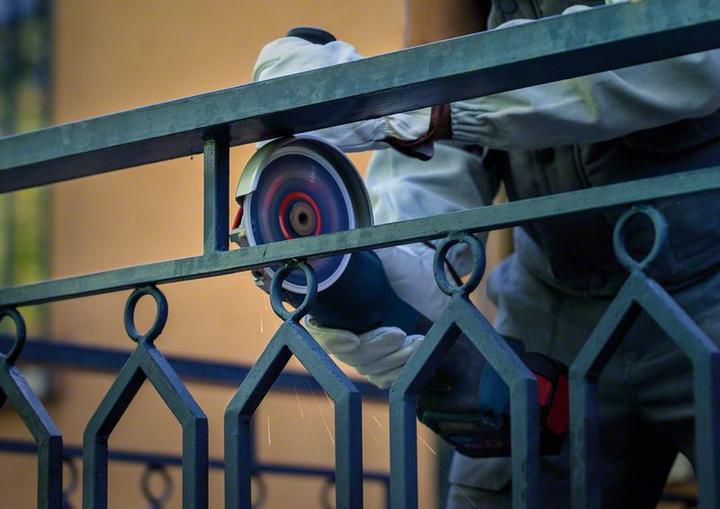 Actual product image Bosch Professional Zubehör Cutting and grinding disc Diamond cutting disc X LOCK Best for Metal 115 x 22.23 mm diameter 1 pc.