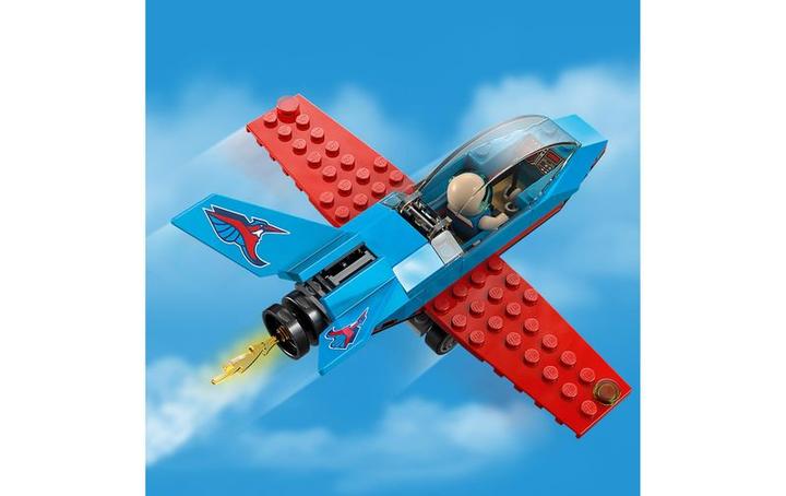 Actual product image LEGO Stunt Plane (60323, LEGO City)