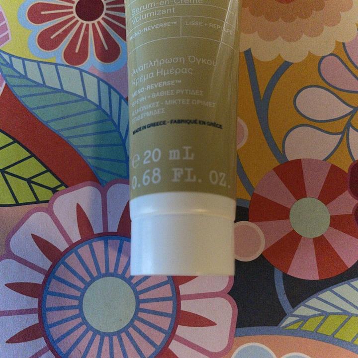 Actual product image Korres White Pine Volumizing Serum-in-Cream (20 ml)
