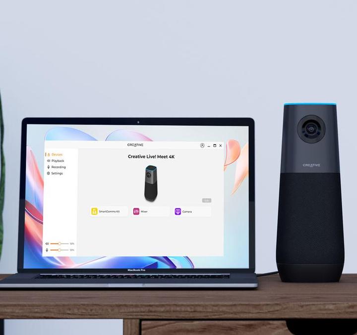 Actual product image Creative Live! Meet 4k (black, 4K, 4 omnidirectional microphones) (8.29 Mpx)