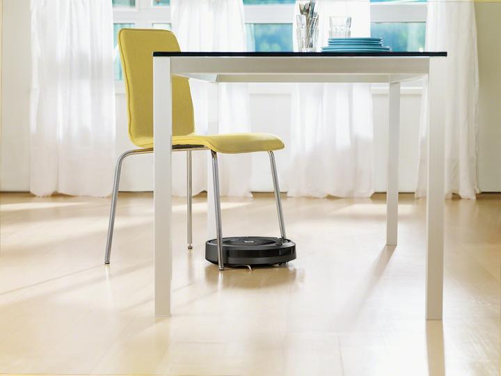 Produktbild iRobot Roomba 676