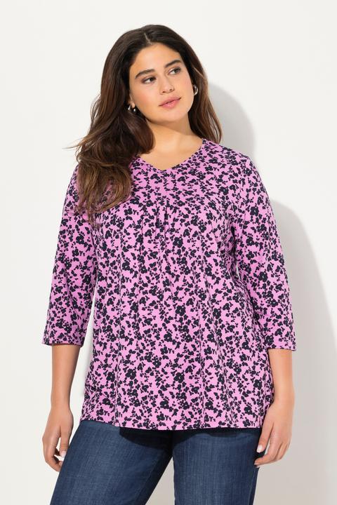 Actual product image Ulla Popken Floral 3/4 Sleeve V-Neck A-Line Tee (42, 44)