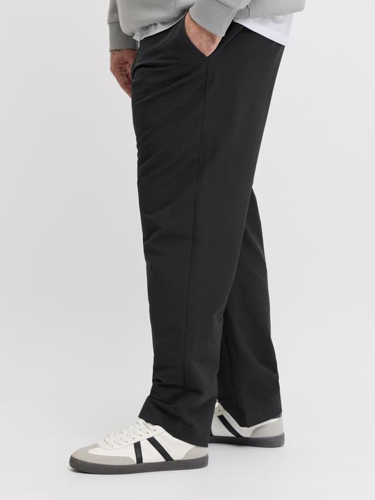 Actual product image Jack & Jones Plus Size Relaxed Fit Jogginghose Jogginghose (40, W40/L32)