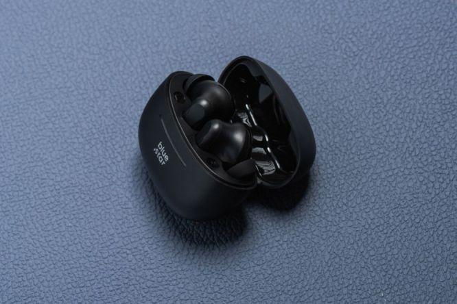 Actual product image BK44 headphones (4.50 h, Wireless)