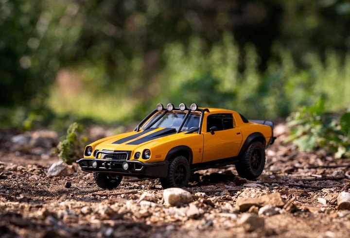 Produktbild Jada Transformers Bumblebee (T7) 1:24