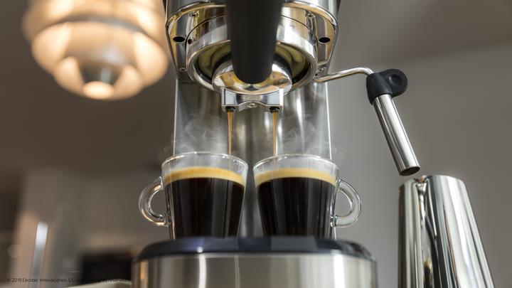 Actual product image Cecotec Cafelizzia 790 Steel Automatic/Manual Espresso machine 1,2 L