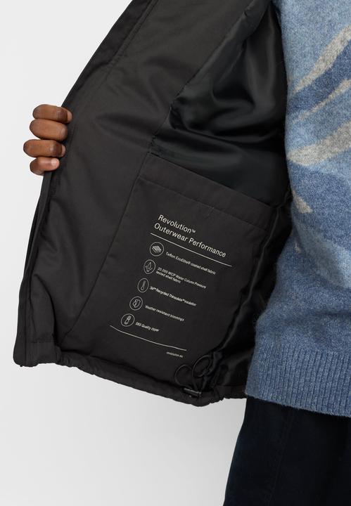 Actual product image Revolution City (M)