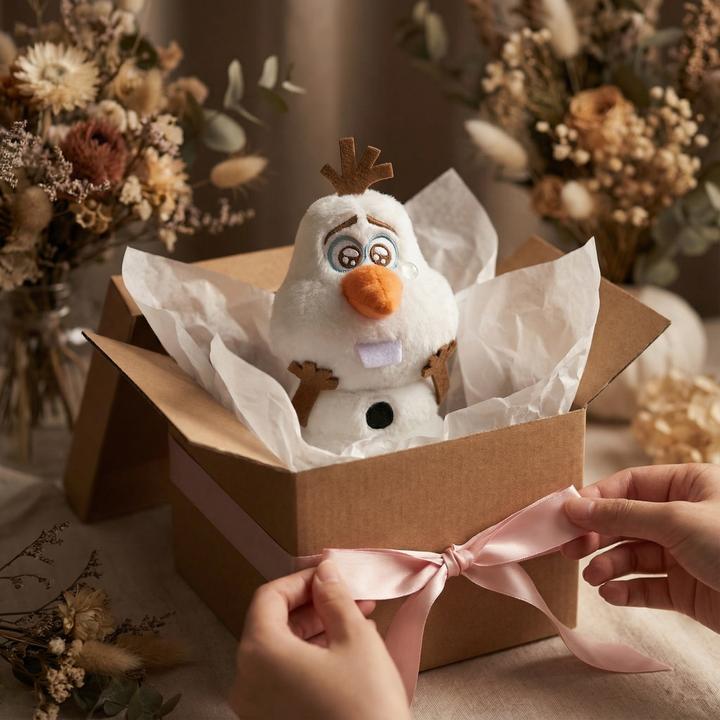 Actual product image Disney Olaf plush key ring Uruuru