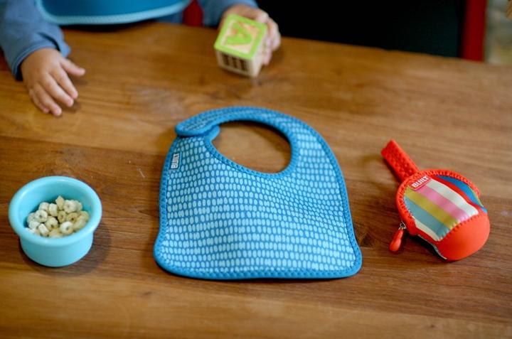 Image du produit Built Mess Mate Dribble Dots Blue 2 pcs. (12 mois)