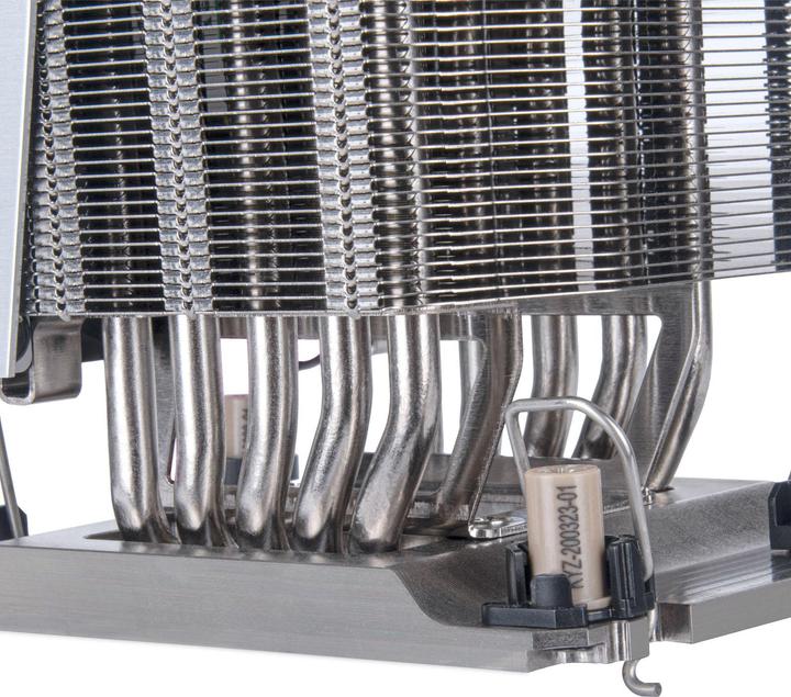 Produktbild Silverstone SST-XE04-4189B - Xenon 4U small form factor server / workstation CPU cooler for Intel LG (126 mm)