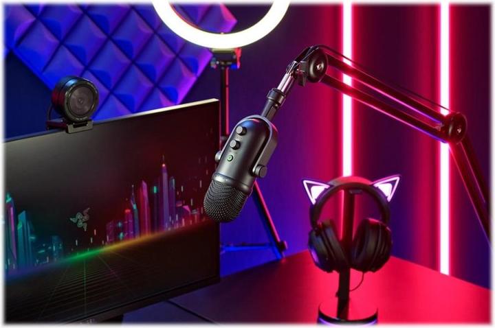 Actual product image Razer Seiren V2 Pro