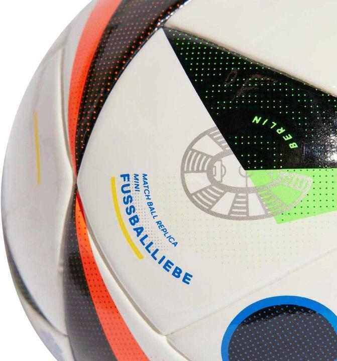 Immagine prodotto adidas Euro 2024 Fussballliebe Minipallone da Calcio